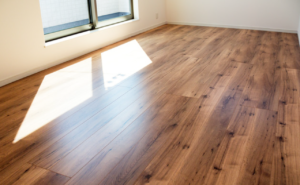群馬の住まいを守る！日差しに強いUVカットフロアコーティングとは