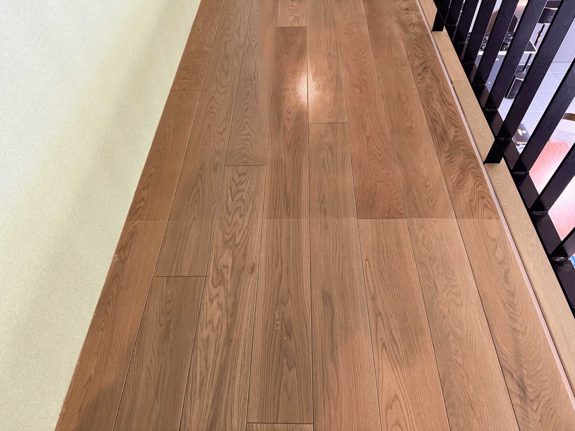 フローリング・タイル床コーティング｜黒ずみ防止・傷対策・清掃30%削減｜グラシオン練馬店