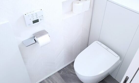 家族みんなが喜ぶ！トイレを清潔に保つコーティングの力