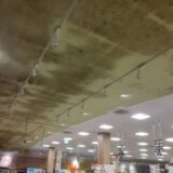 店舗の“天井”が、集客に影響していませんか？最大防カビ10年保証のグラシオンのカビ取りのご紹介【愛知常滑店】