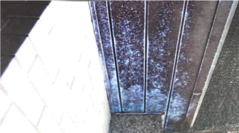 施工前画像：【大阪枚方市】ガルバリウム銅板の腐食ホワイト塗装