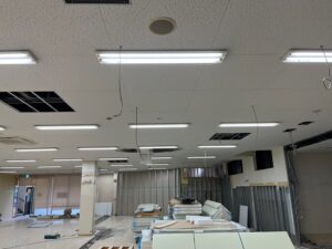 飲食店厨房の換気扇まわりに！カビ汚れを防ぐ特殊コーティング