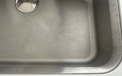 納品時に傷が入ったシンク
