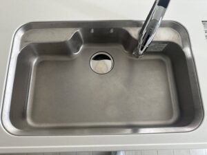 シンクのサビ防止コーティング:長持ちする美しいキッチンを守る方法