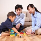 福岡の多湿な梅雨に！家の中で元気に走り回る子どもたちのためのフロアコーティング活用法