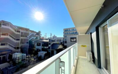 ベランダ床の黒ずみ・劣化を防ぐ！コーティングで美しさと清潔をキープ
