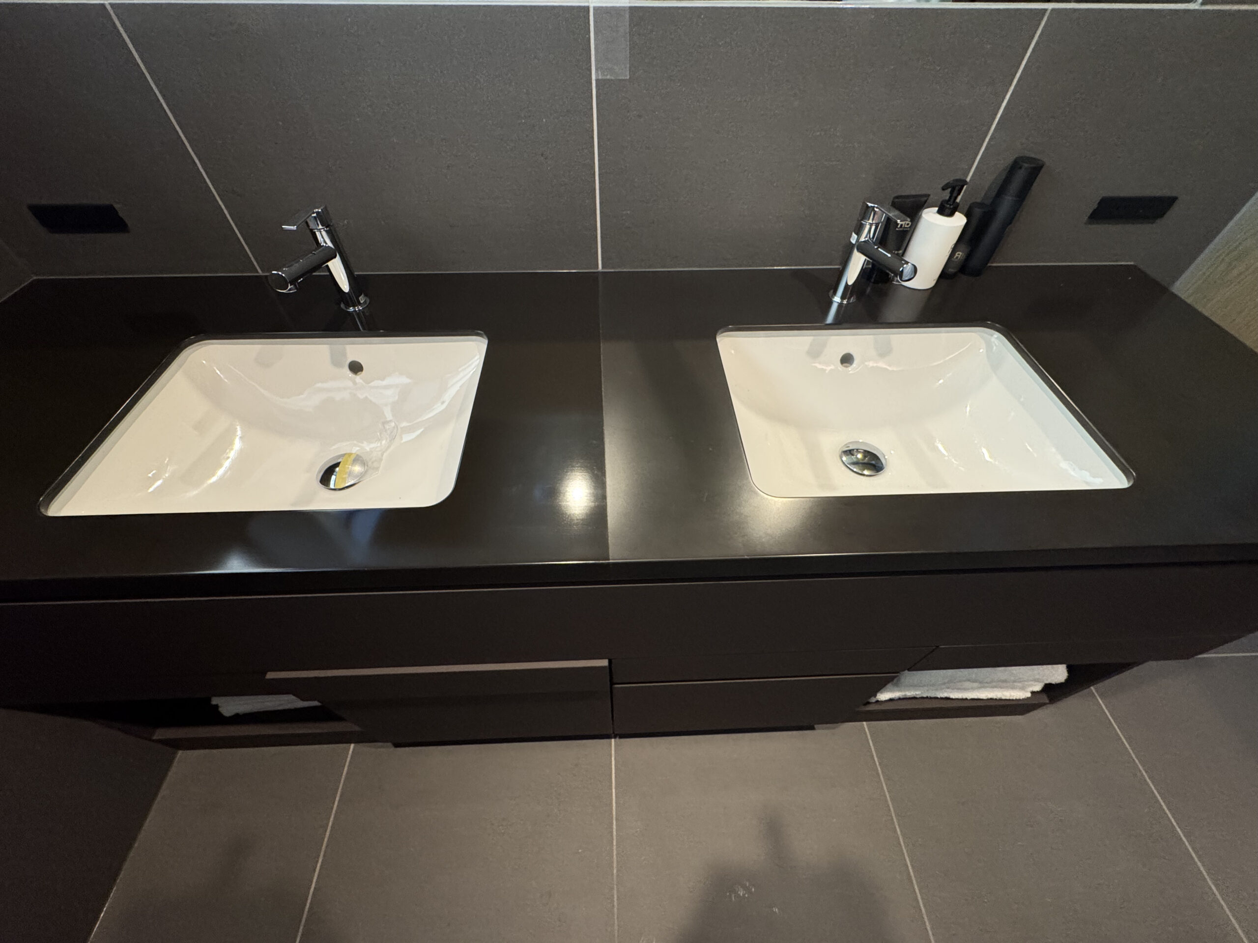 【年末大掃除】洗面台の水垢・くすみ・排水まわりを徹底ケアする掃除法【新潟寺尾店】