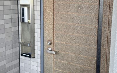 玄関ドアのサビ、放置していませんか？対策方法とは【愛知名古屋守山店】