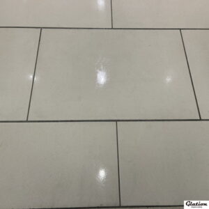 商業施設のエントランス床に求められる防滑・美観維持コーティング【愛知常滑店】