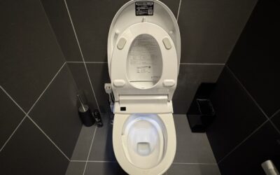 子どもや高齢者にもやさしい！滑りにくく清潔なトイレづくり
