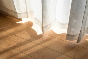 もうベタつかない!フローリングを長持ちさせる正しいお手入れ法【大阪住吉店】