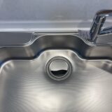 キッチンシンクを「自己防衛」させる！セラミックコーティングの驚くべき耐久性