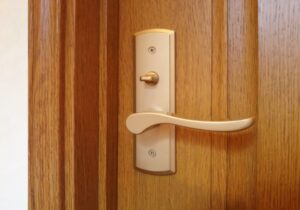 何度触れても安心!ドアノブ抗菌コーティングで毎日清潔【九州エリア】