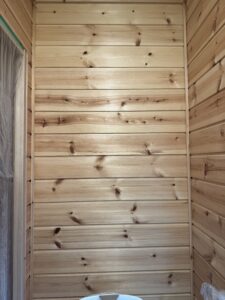 サウナの木材を「水と熱から守る」！ガラスコーティングの革新