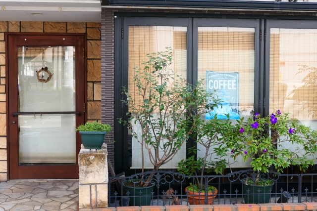 鏡・窓ガラスをコーティングして美しい外観を長く保つ｜グラシオン兵庫神戸店