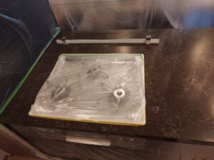 人造大理石のキッチン天板を長持ちさせる方法｜黄ばみ・くすみを防ぐ正しい対策