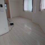 「気づけば白っぽい…その床、まだ再生できます」