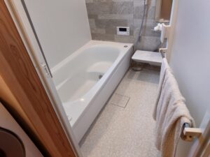 浴槽を長持ちさせるセラミックコーティングとは？関西のご家庭に人気の理由