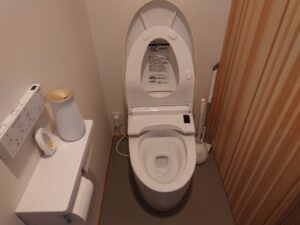 佐賀で人気のトイレコーティング｜家庭の清潔を守る最新お手入れ法（グラシオン佐賀小城店）