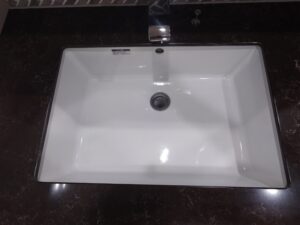 東京の水回り掃除をラクに！お風呂・洗面所の防汚コーティング術