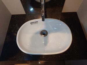 カビ・水垢・石鹸カス…それ、落とす前に“つけない”という選択肢。