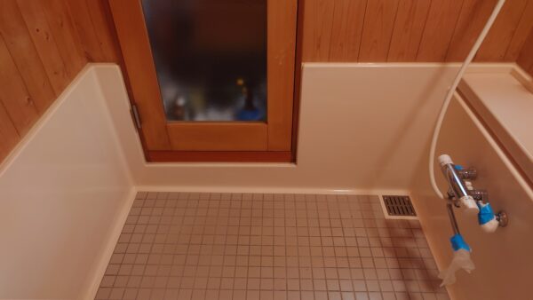 お風呂場床/セラミックコーティング薄膜
