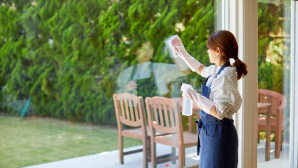 【飲食店・カフェ向け】清掃時間を半減!厨房・テーブルを美しく保つコーティング活用術【新潟寺尾店】