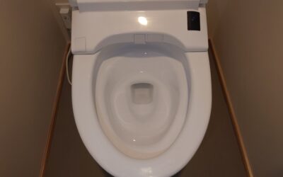 【トイレのコーティングをご検討中の方必見】防汚・防臭・掃除が楽になるセラミックコーティングとは？
