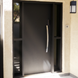 東京の玄関を美しく保つ！雨・泥汚れを防ぐコーティング方法