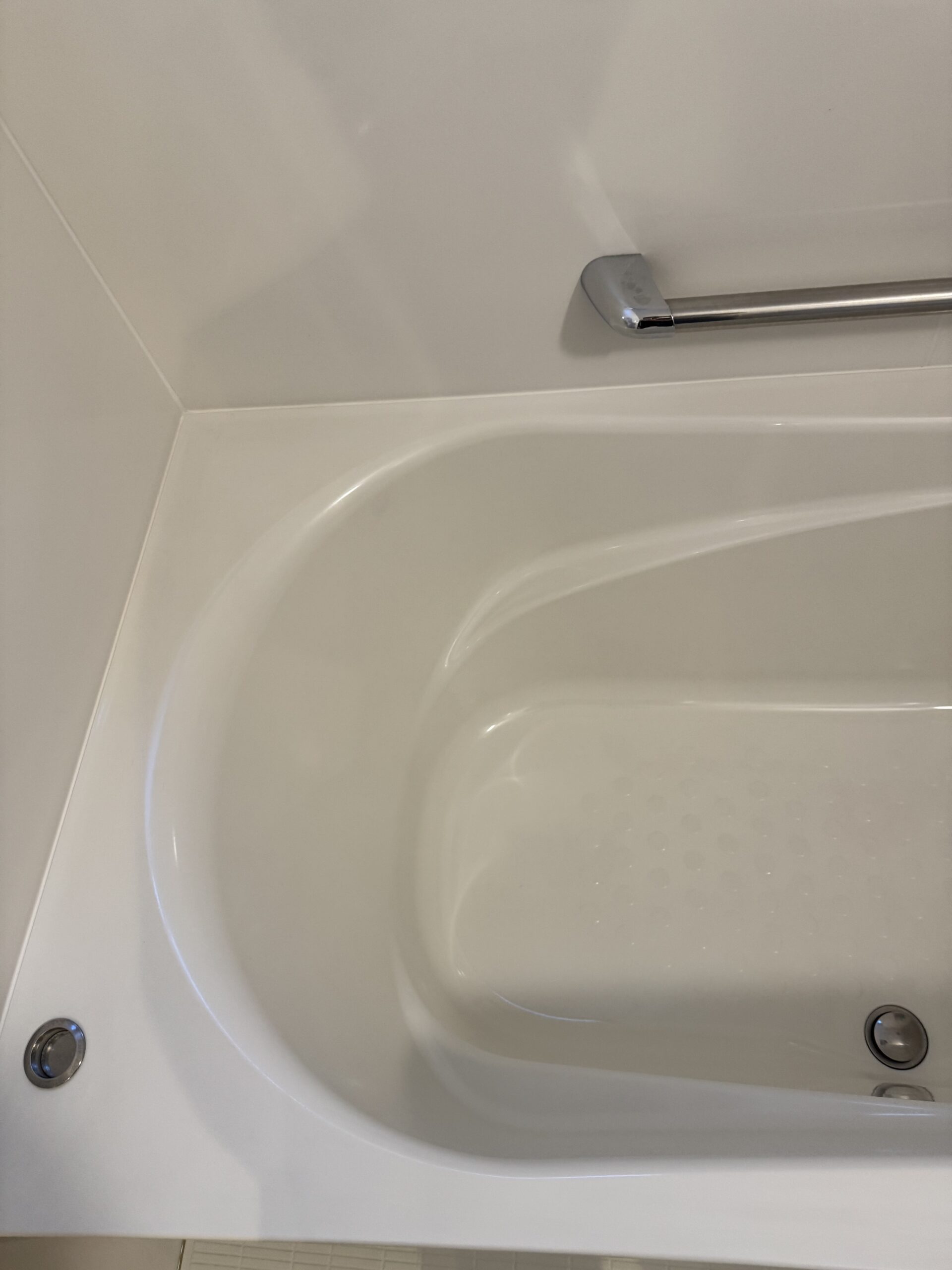 ツヤツヤお風呂、毎日キープ。コーティングで変わる暮らし