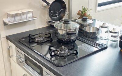 コンロ周りのしつこい汚れ、その正体