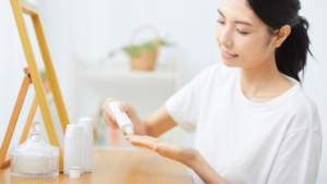 「ドレッサー・洗面台まわり、“化粧品汚れ”から守る透明ガード」【福島郡山店】