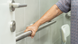 【安全対策】高齢者が安心して使える浴室コーティングとは？【福島郡山店】