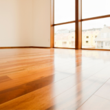 フローリングは「第２の空気清浄機」！抗菌コーティングが叶えるクリーンな住空間