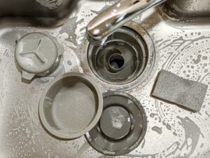 「油汚れ・水垢・黒ずみ…。大掃除の“敵”を減らす暮らし方」