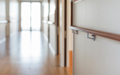 【医療・介護施設の共用部対策】抗菌×清掃性で“感染症に強い環境”をつくるには？【福島郡山店】