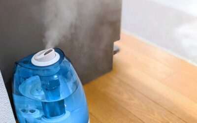 加湿器まわりの水シミを防ぐ！家具保護コーティング術