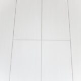 「白さ」を守るという選択。ガラスコーティングが叶える“劣化しにくい床”