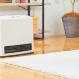 “灯油ファンヒーターの周りだけフローリングが変色する”理由と対策【郡山市】