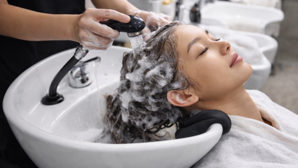 その水垢、実は“落ちない汚れ”になり始めています