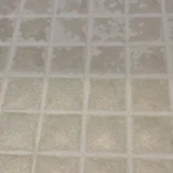 その黒ずみ、もう掃除では落ちません