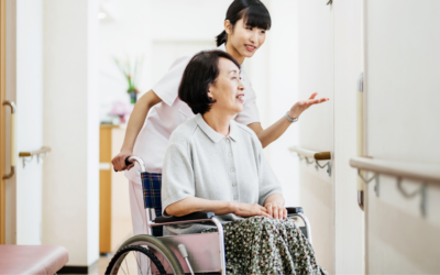 【介護施設の床対策】車いすのタイヤ跡が落ちない…原因と“再発させない”床コーティング術【郡山市】