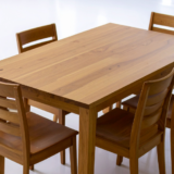 ダイニングテーブルを長く美しく保つ方法とは？傷・シミを防ぐテーブルコーティングの効果と専門施工の違い