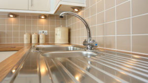 水回りリフォームはまだ早い？数百万の交換費用を回避する予防保全とは？【九州エリア】