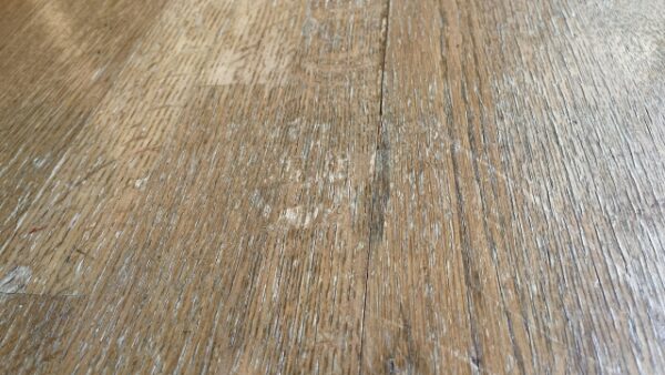 中古物件の床が汚い・古いと感じたときの新しい選択肢