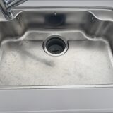 新築半年でシンクが白く曇る理由とその解決策